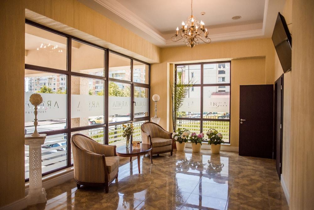 יאשי Hotel Arnia מראה חיצוני תמונה