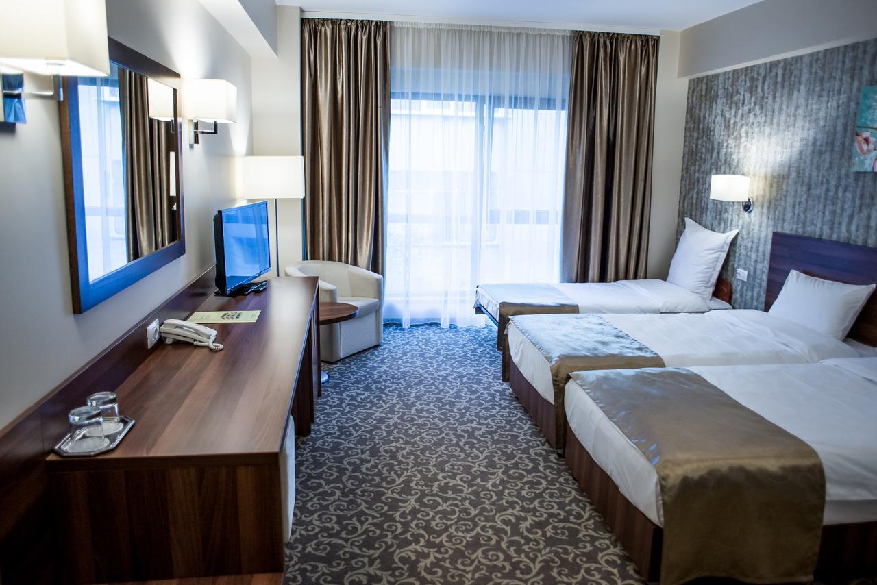 יאשי Hotel Arnia מראה חיצוני תמונה