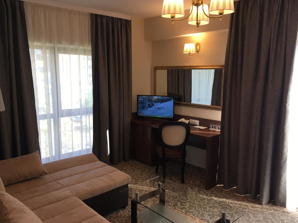 יאשי Hotel Arnia מראה חיצוני תמונה